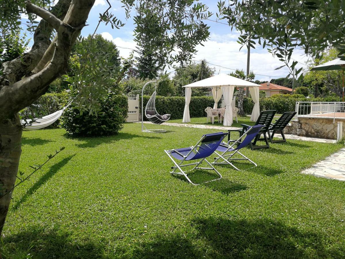 Bed and Breakfast La Mimosa Chic Pietrasanta Exterior foto